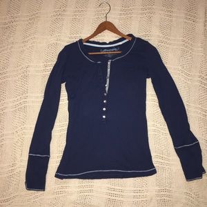 Long Sleeve Shirt with Buttons